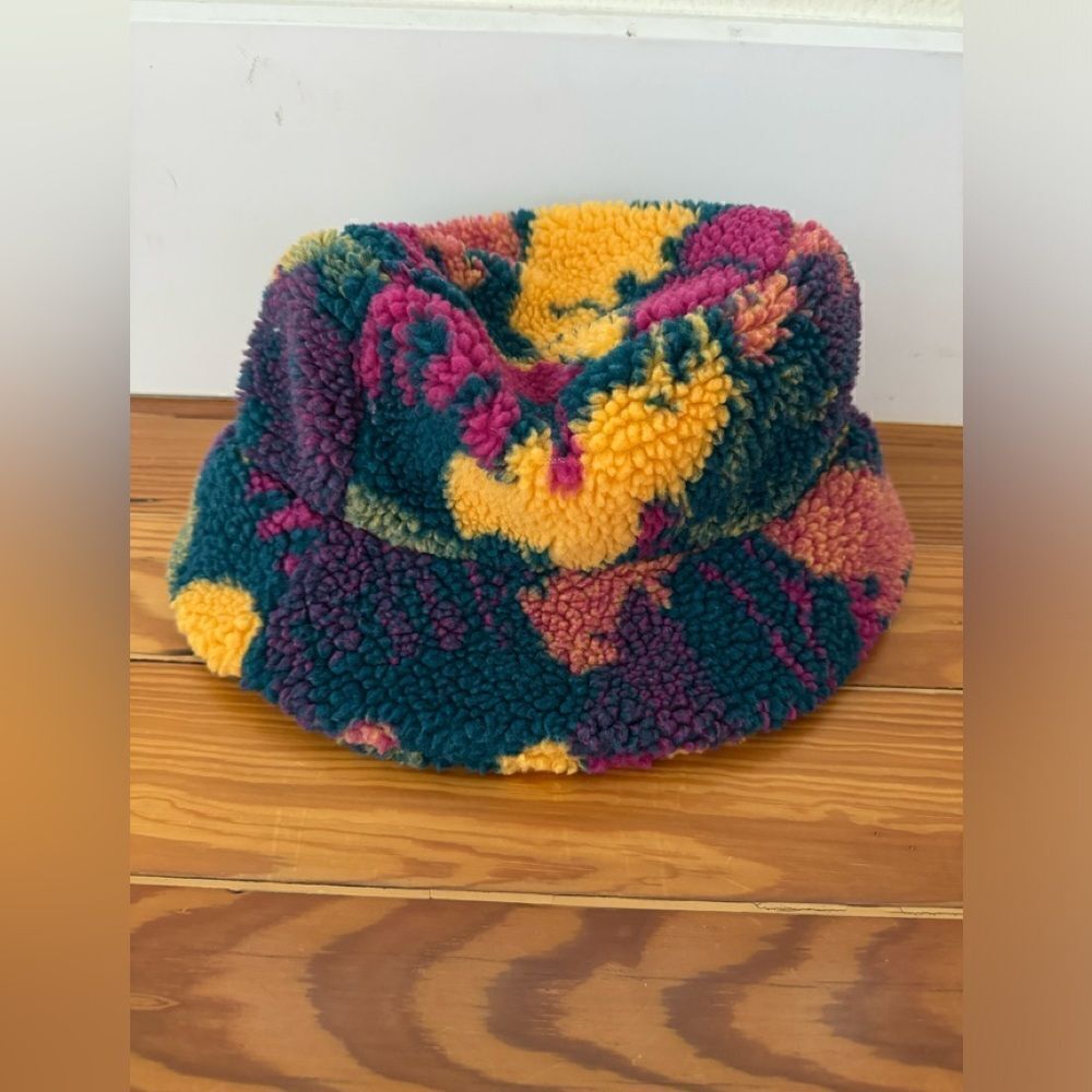 BP Teddy Bucket Hat